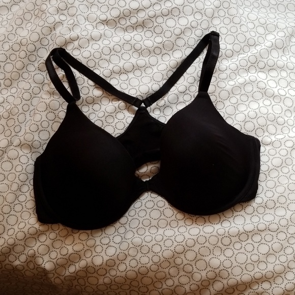 Bras - Picture 6 of 8